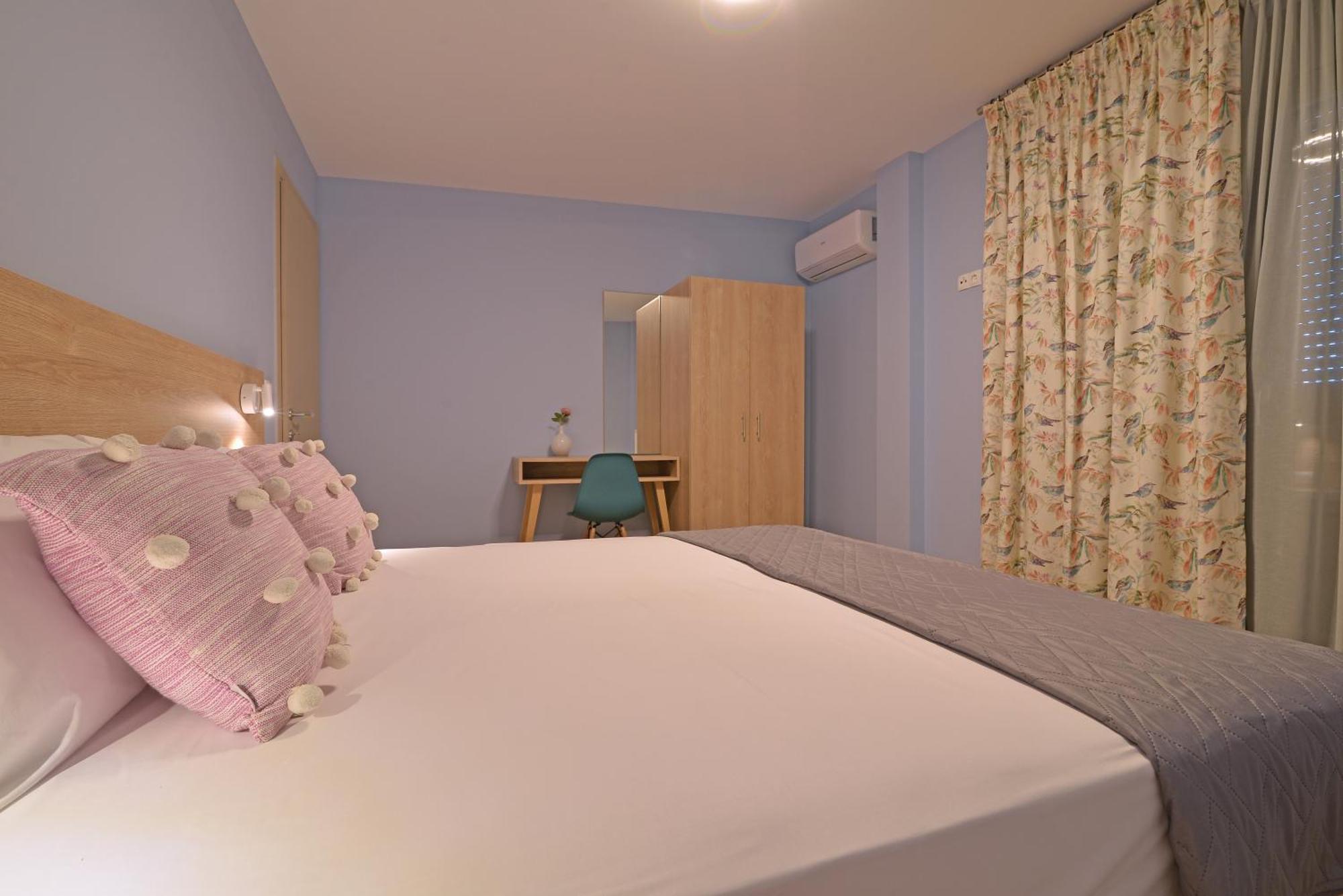 Niel Holiday Apartments, Panel Hospitality Homes & Villas Leptokaryá Eksteriør bilde