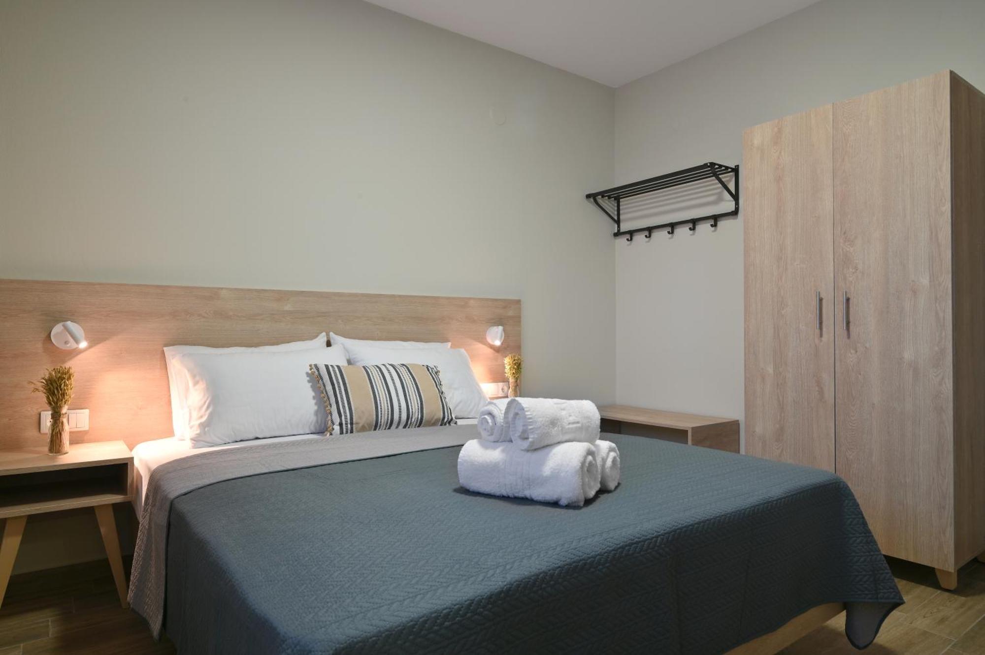 Niel Holiday Apartments, Panel Hospitality Homes & Villas Leptokaryá Eksteriør bilde