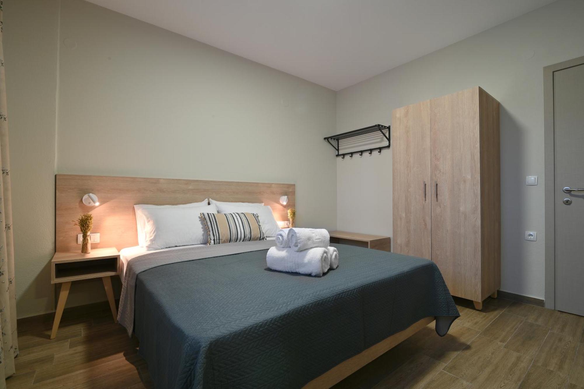 Niel Holiday Apartments, Panel Hospitality Homes & Villas Leptokaryá Eksteriør bilde