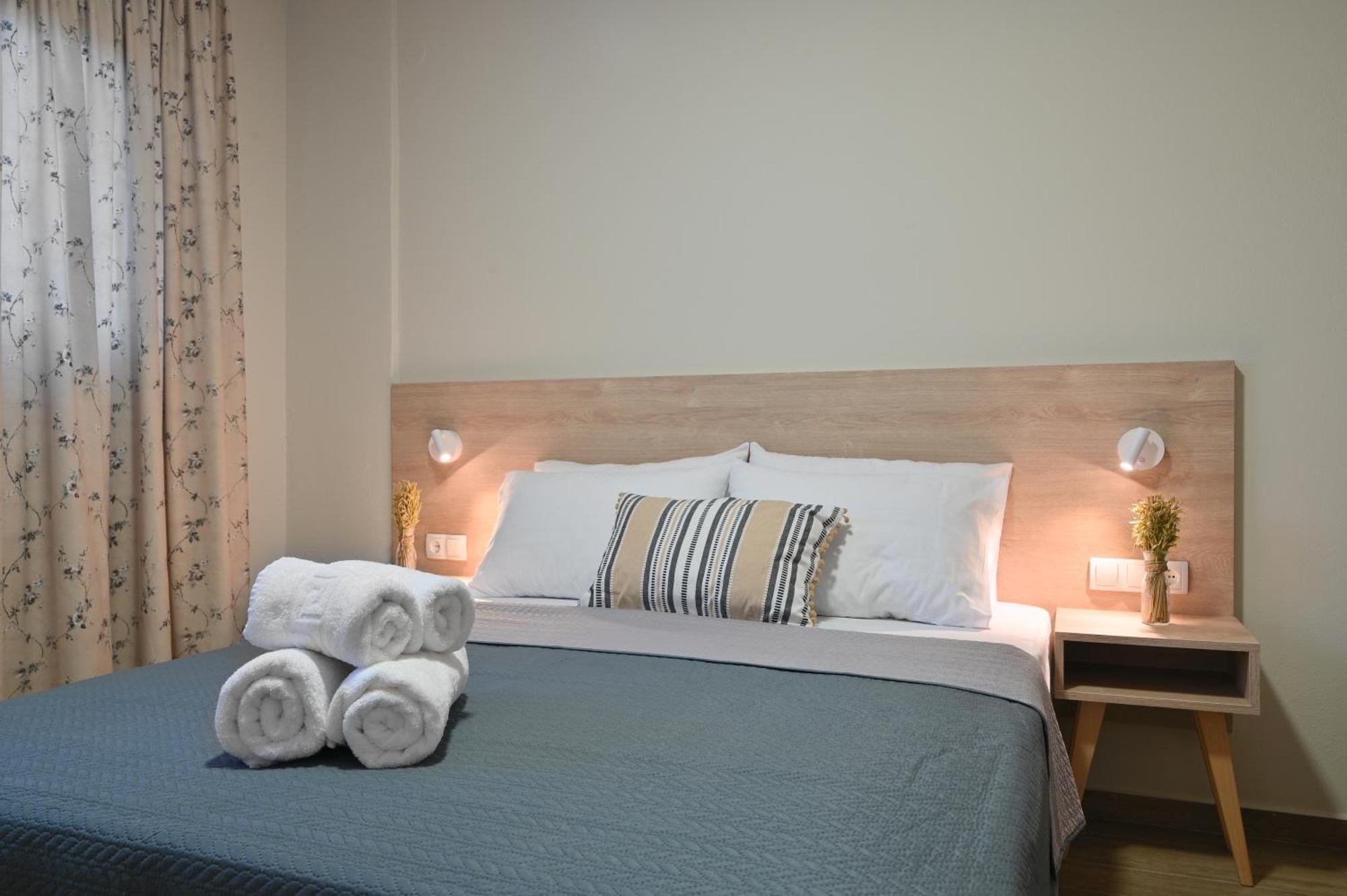 Niel Holiday Apartments, Panel Hospitality Homes & Villas Leptokaryá Eksteriør bilde